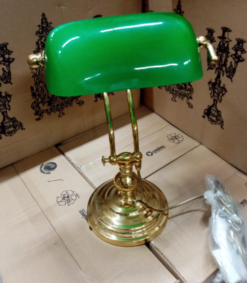 Лампа настольная "Банкир" 36см с зеленым плафоном (латунь, золото) Италия